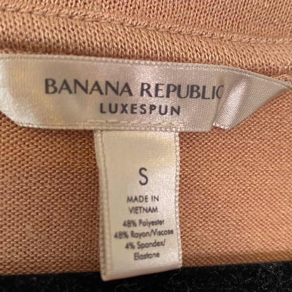 Like New Banana Republic Nutmeg Twist Top - Picture 3 of 10